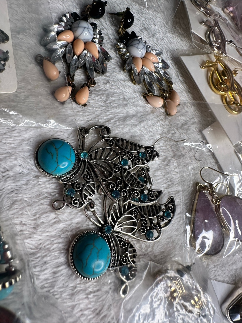 Earring Collection - Picture 6 of 16
